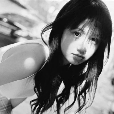 黑白高级头像女