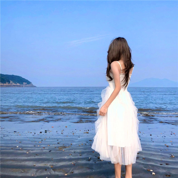 2025年女微信头像最火图片