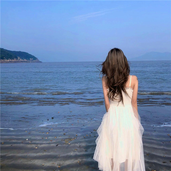 2025年女微信头像最火图片