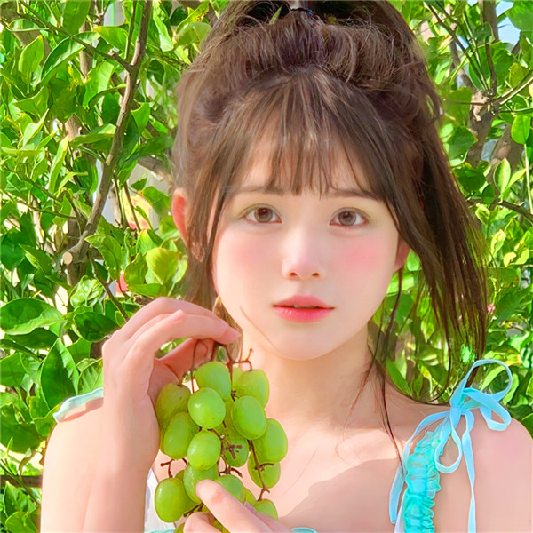2025年女微信头像最火图片