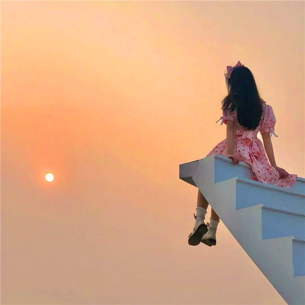 2025年女微信头像最火图片