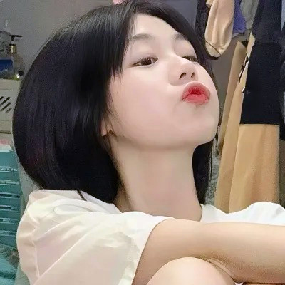 头像意境氛围感女生