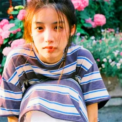 头像意境氛围感女生