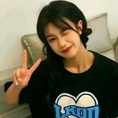 头像意境氛围感女生
