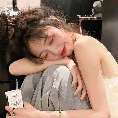 头像意境氛围感女生