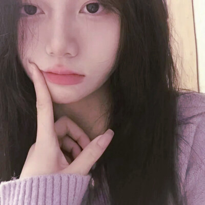 女生微信头像简约干净治愈图片