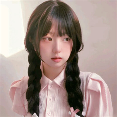 女生微信头像简约干净治愈图片