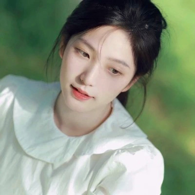 头像简约干净微信头像女生图片