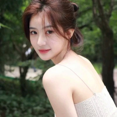 头像简约干净微信头像女生图片