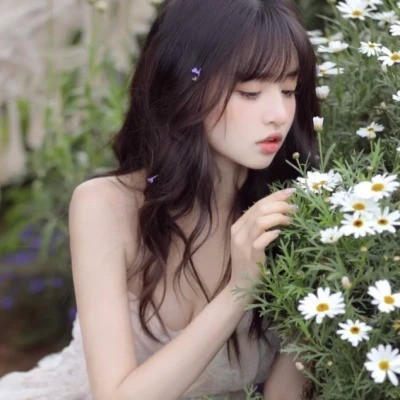 头像简约干净微信头像女生图片