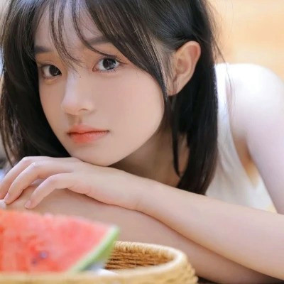 头像简约干净微信头像女生图片