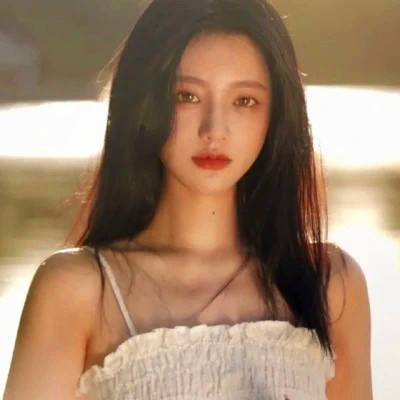 高清非常干净的女生头像图片