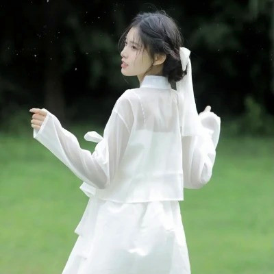 高清非常干净的女生头像图片