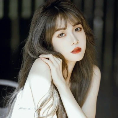 高清非常干净的女生头像图片