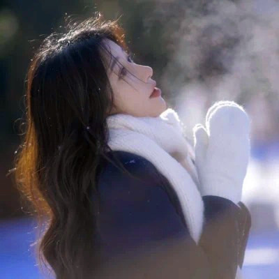 高清非常干净的女生头像图片