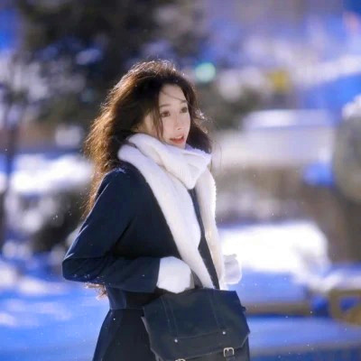 高清非常干净的女生头像图片