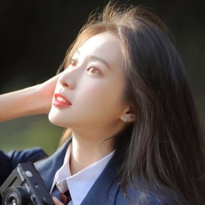 高清非常干净的女生头像图片