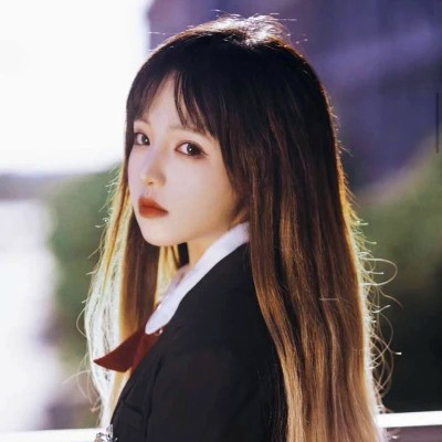 高清非常干净的女生头像图片