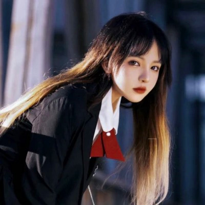 高清非常干净的女生头像图片