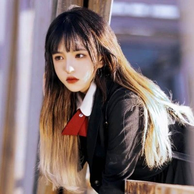 高清非常干净的女生头像图片