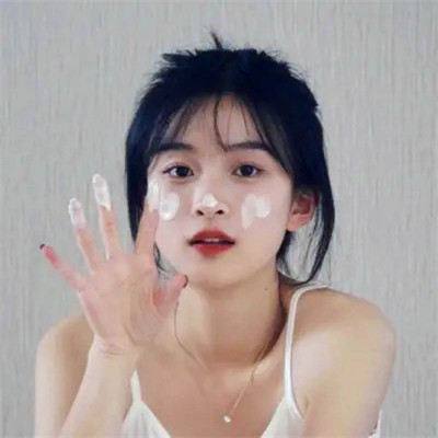 高清非常干净的女生头像图片