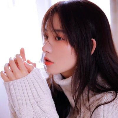 高清非常干净的女生头像图片