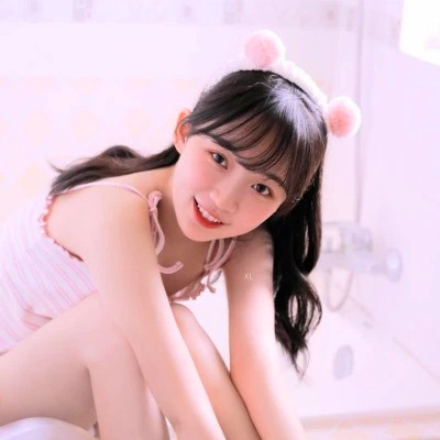 超级干净的女生头像图片