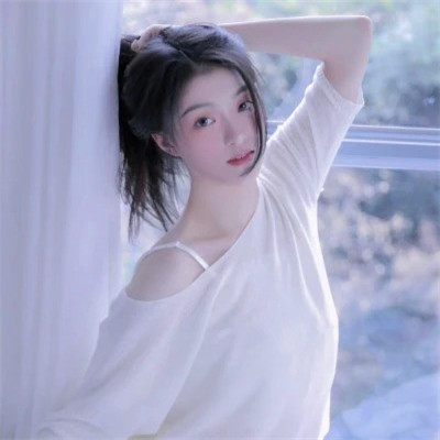 超级干净的女生头像图片