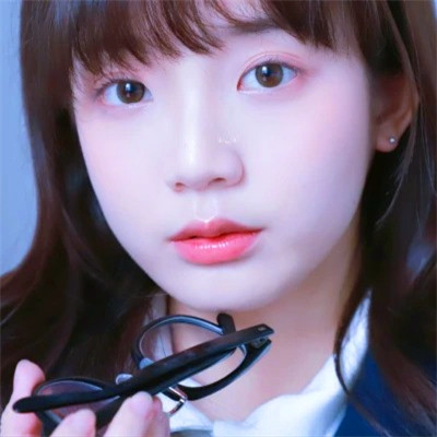 甜美干净温柔的女生头像真人
