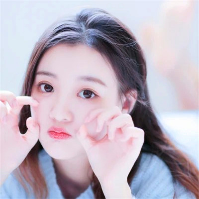 微信干净简约有气质的女生头像图片
