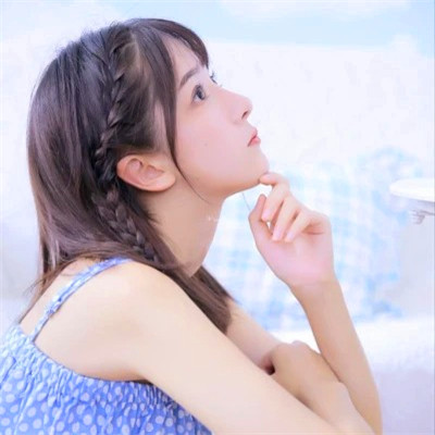 微信干净简约有气质的女生头像图片