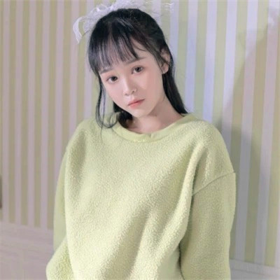 微信干净简约有气质的女生头像图片