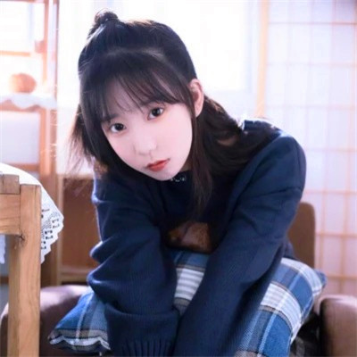 微信干净简约有气质的女生头像图片