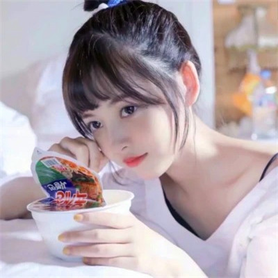 女生头像干净简约治愈系唯美图片