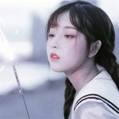 女生头像干净简约治愈系唯美图片