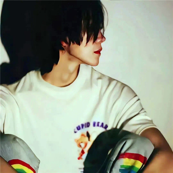 不明显情侣头像一男一女真人一人一张图片