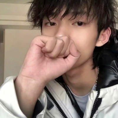 微信头像男生成熟稳重图片