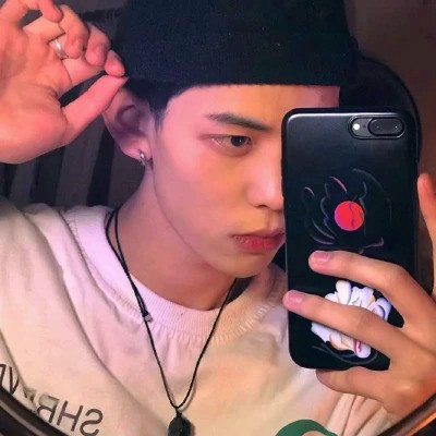微信头像男生成熟稳重图片