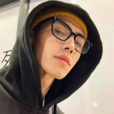 微信头像男生成熟稳重图片