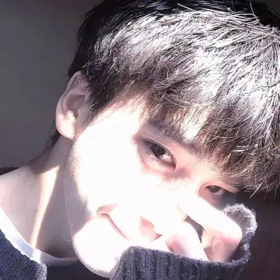 微信头像男生成熟稳重图片