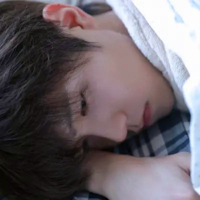 微信头像男生成熟稳重图片