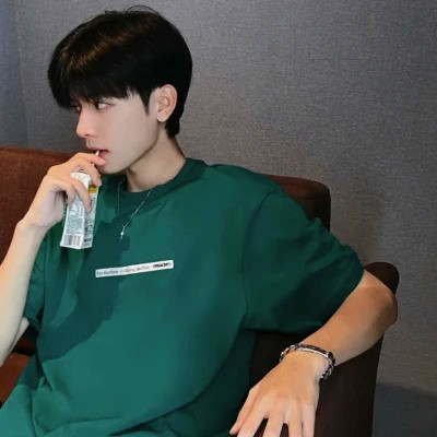 高清头像微信男生成熟稳重