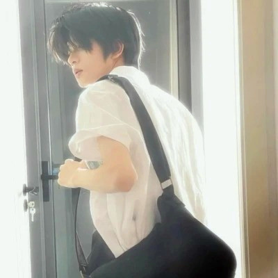 高清头像微信男生成熟稳重