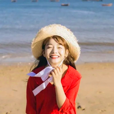 给人一种阳光的头像女生高清图片