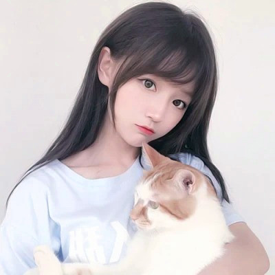 给人一种阳光的头像女生高清图片