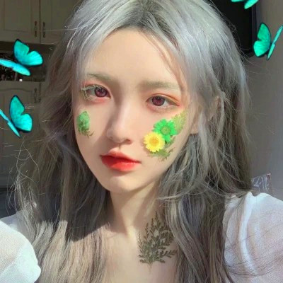 给人一种阳光的头像女生高清图片