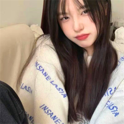 给人一种阳光的头像女生高清图片