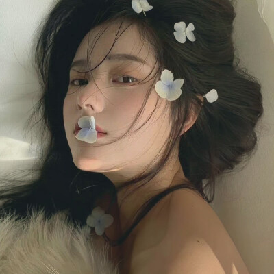 小众且不易撞的女生头像图片
