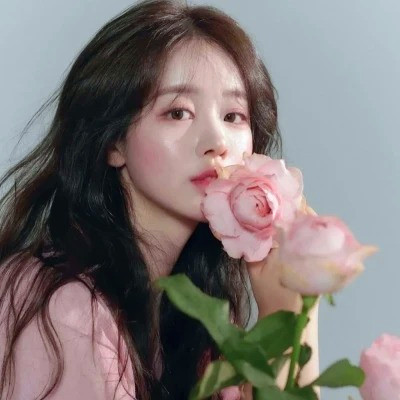 小众风格不会撞的女头像图片
