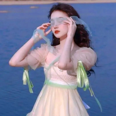 小众不易撞的头像真人女